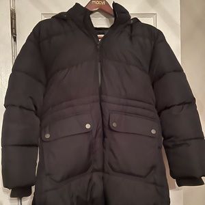 GAP Women’s Black Puffer Coat
